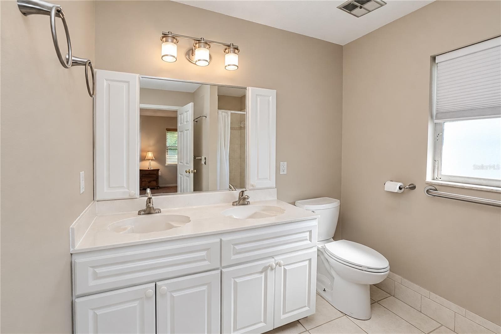 Single Family Residence at 539 WOODLAND AVE NW, PORT CHARLOTTE, photo 19 of 50