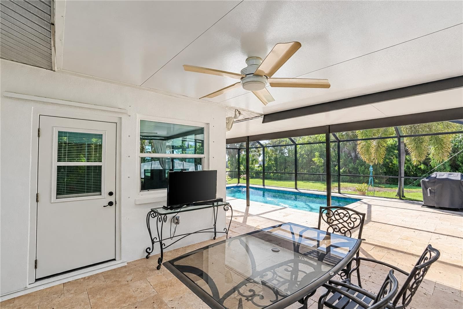 Single Family Residence at 539 WOODLAND AVE NW, PORT CHARLOTTE, photo 28 of 50