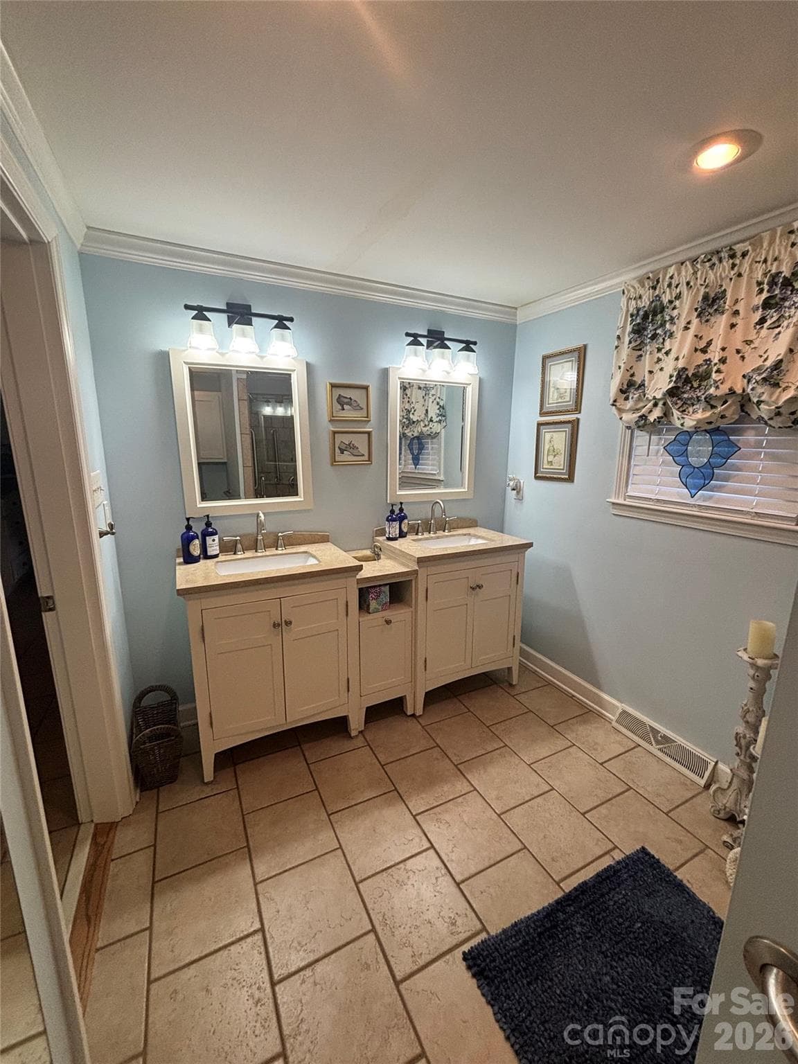 Double Vanity - 1030 Dick Elam Road, Kings Mountain