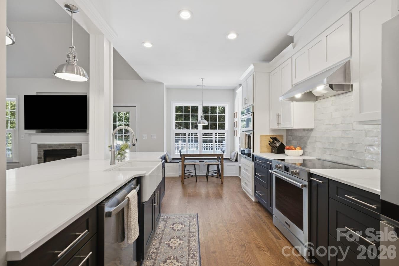 Single Family Residence at 4144 Isle Of Pines Drive, Denver, photo 10 of 40