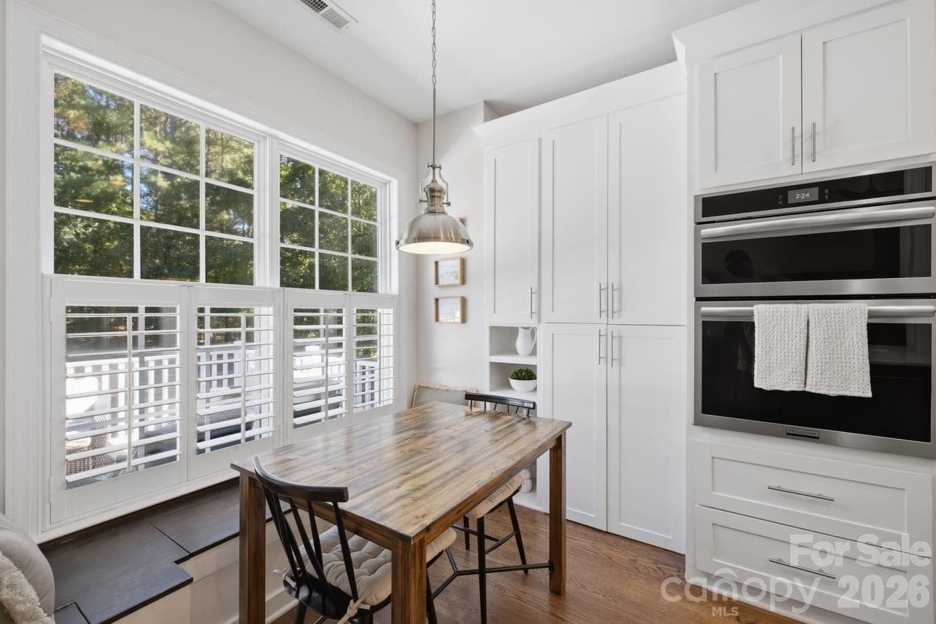 Single Family Residence at 4144 Isle Of Pines Drive, Denver, photo 11 of 40