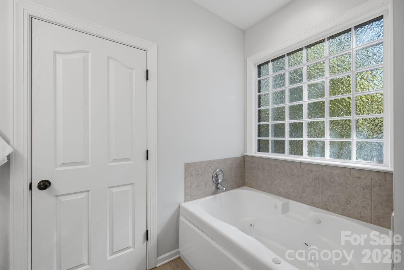 Single Family Residence at 4144 Isle Of Pines Drive, Denver, photo 17 of 40