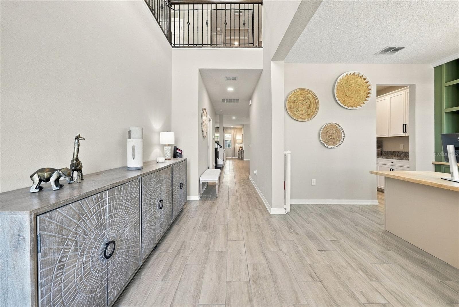 Single Family Residence at 4904 EAGLE ROCK DR, WIMAUMA, photo 5 of 70
