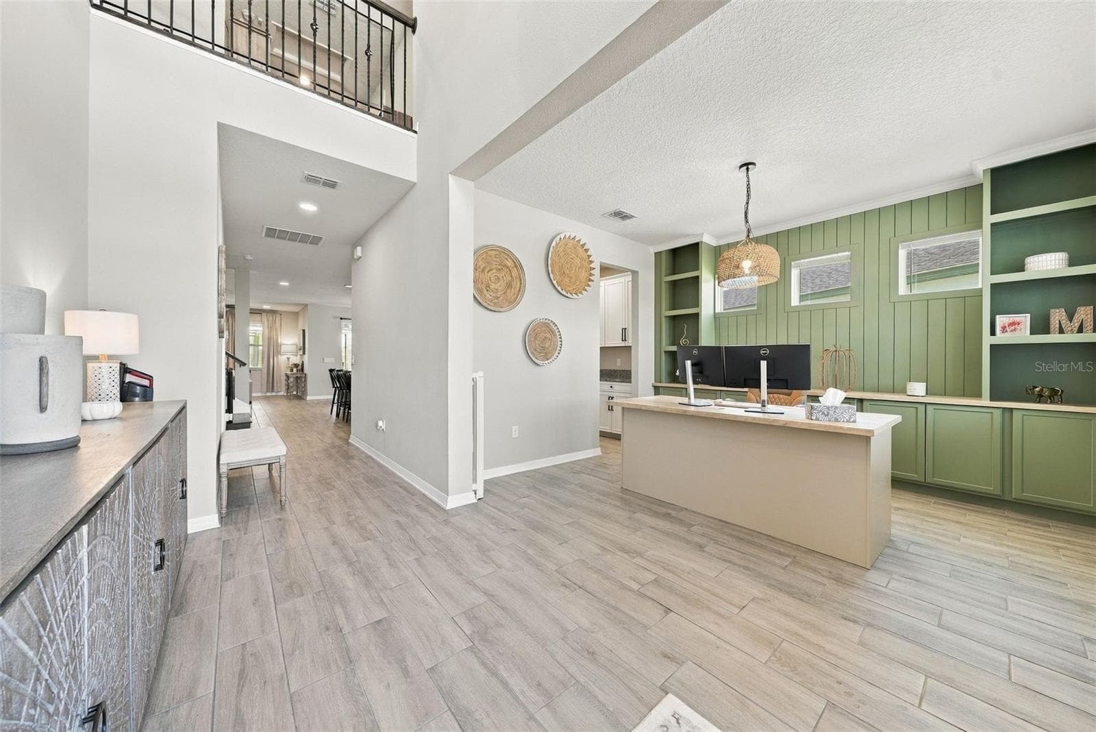 Single Family Residence at 4904 EAGLE ROCK DR, WIMAUMA, photo 6 of 70