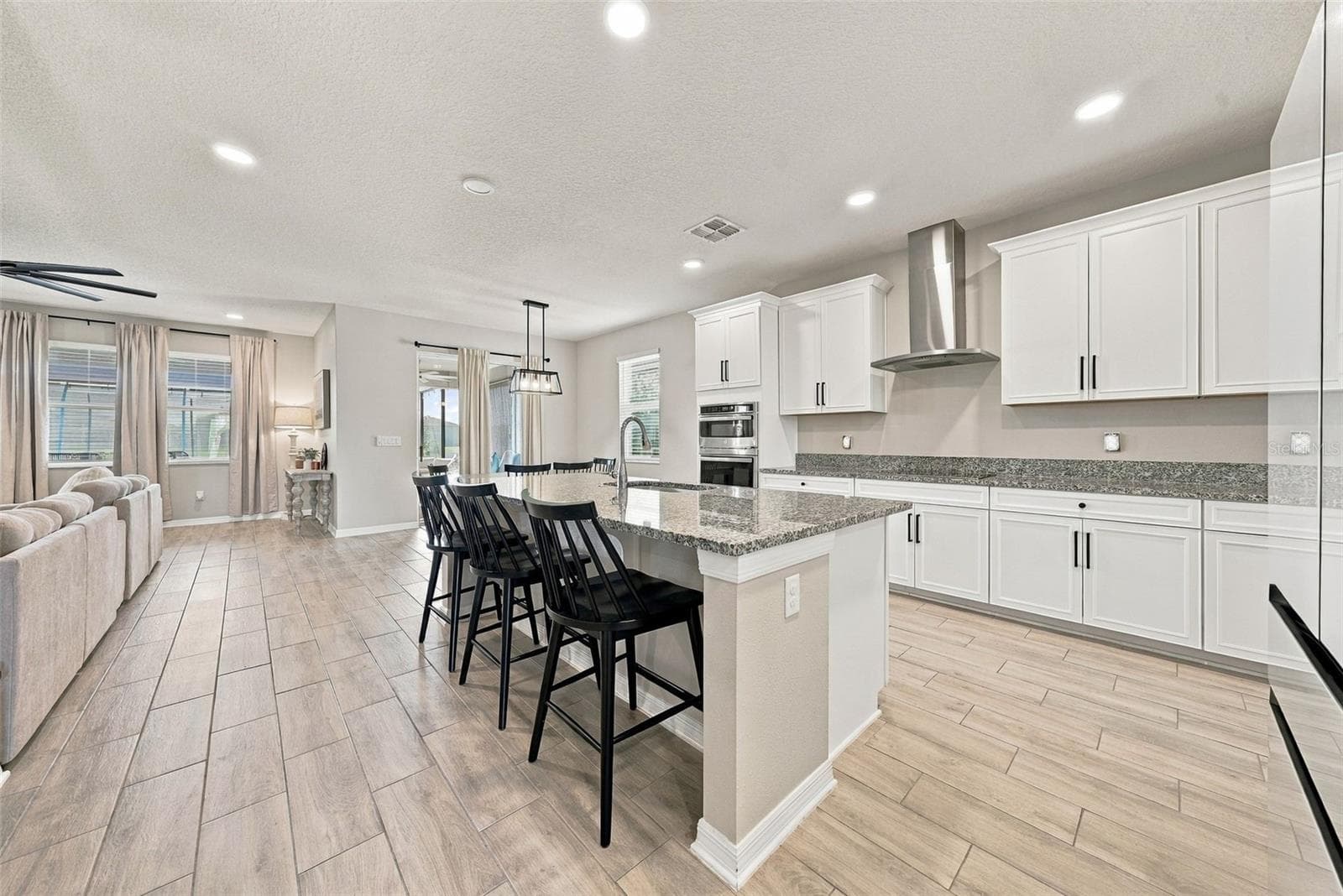 Single Family Residence at 4904 EAGLE ROCK DR, WIMAUMA, photo 14 of 70