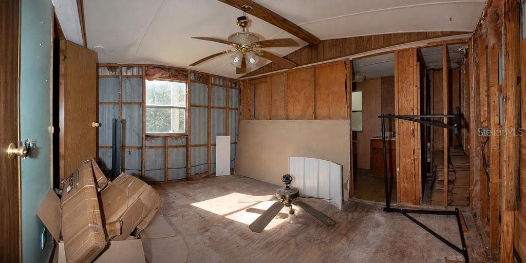 Manufactured Home at 9950 SE 309TH AVE, ALTOONA, photo 5 of 11