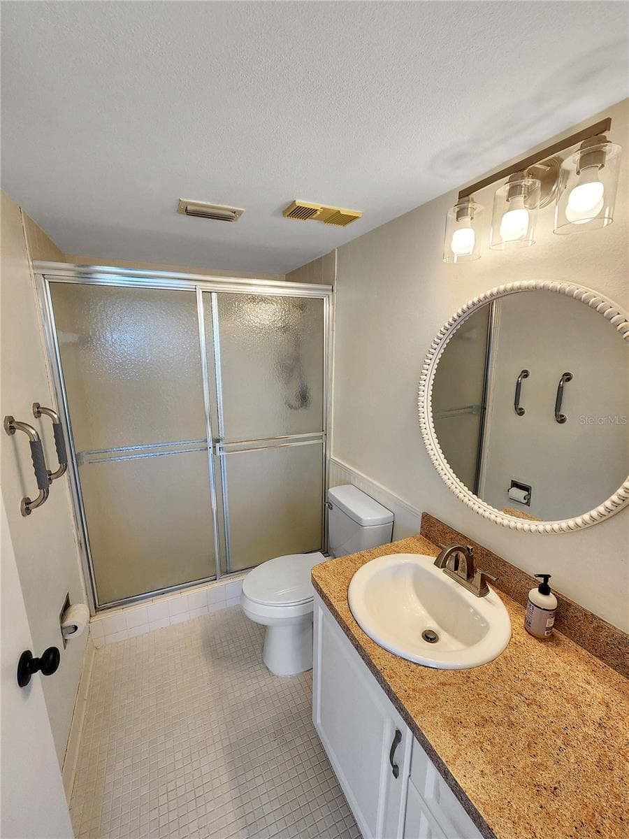 Primary bathroom - 3620 IRONWOOD CIR #404O, BRADENTON