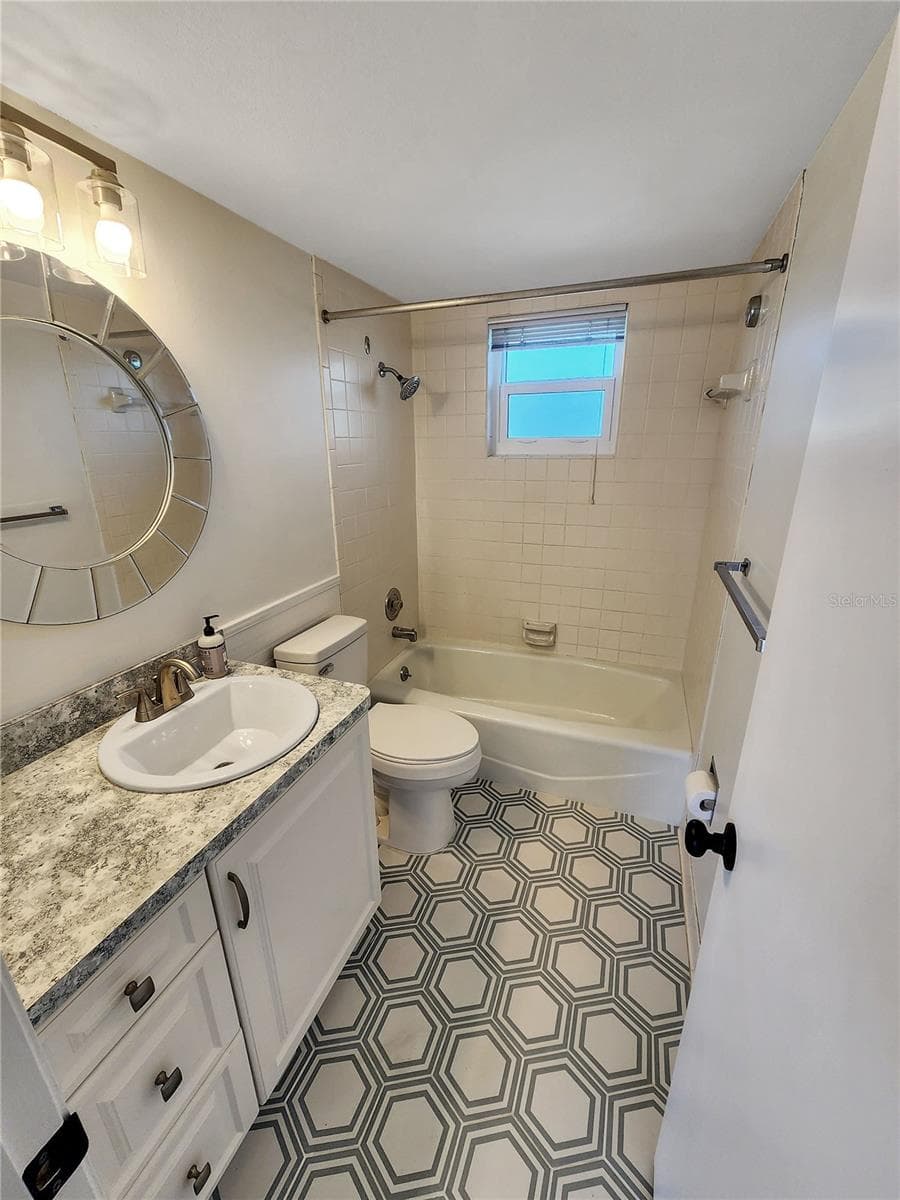 Bathroom 2 - 3620 IRONWOOD CIR #404O, BRADENTON