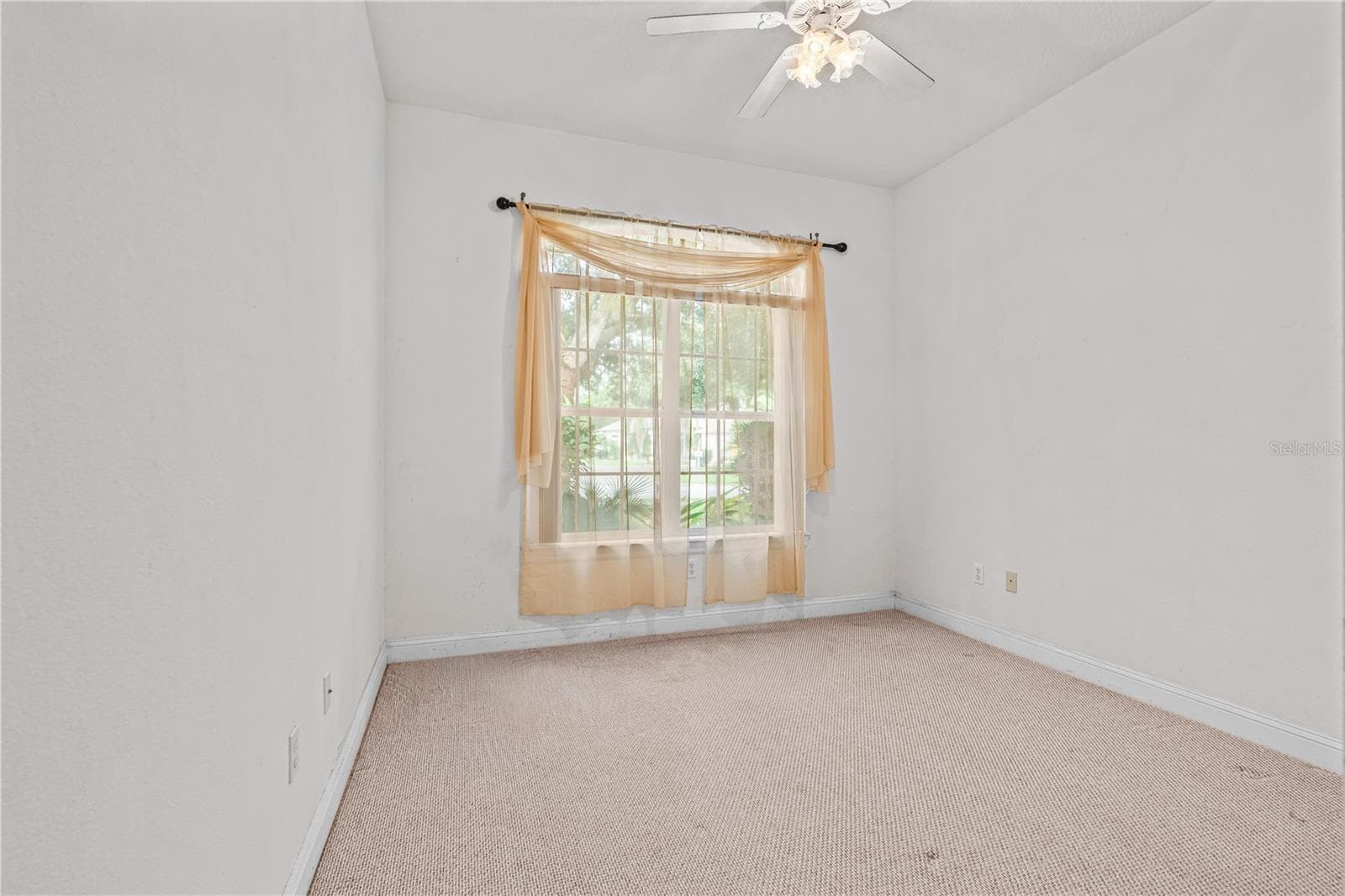 Single Family Residence at 170 HAMLET TRCE, ORMOND BEACH, photo 33 of 79