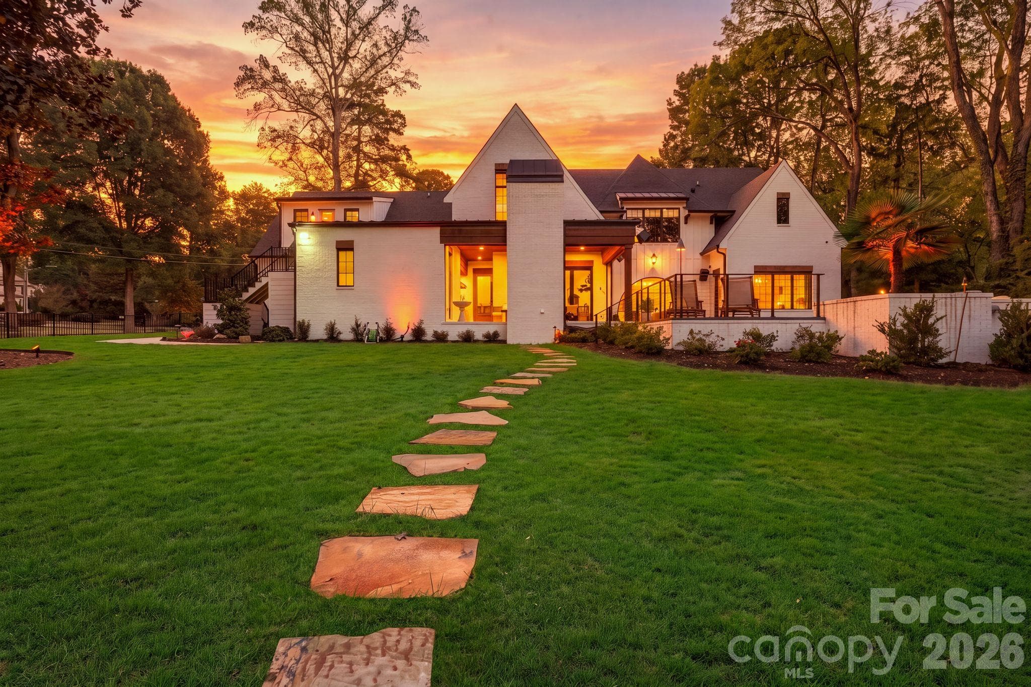 Single Family Residence at 900 Jefferson Drive, Charlotte, photo 44 of 48