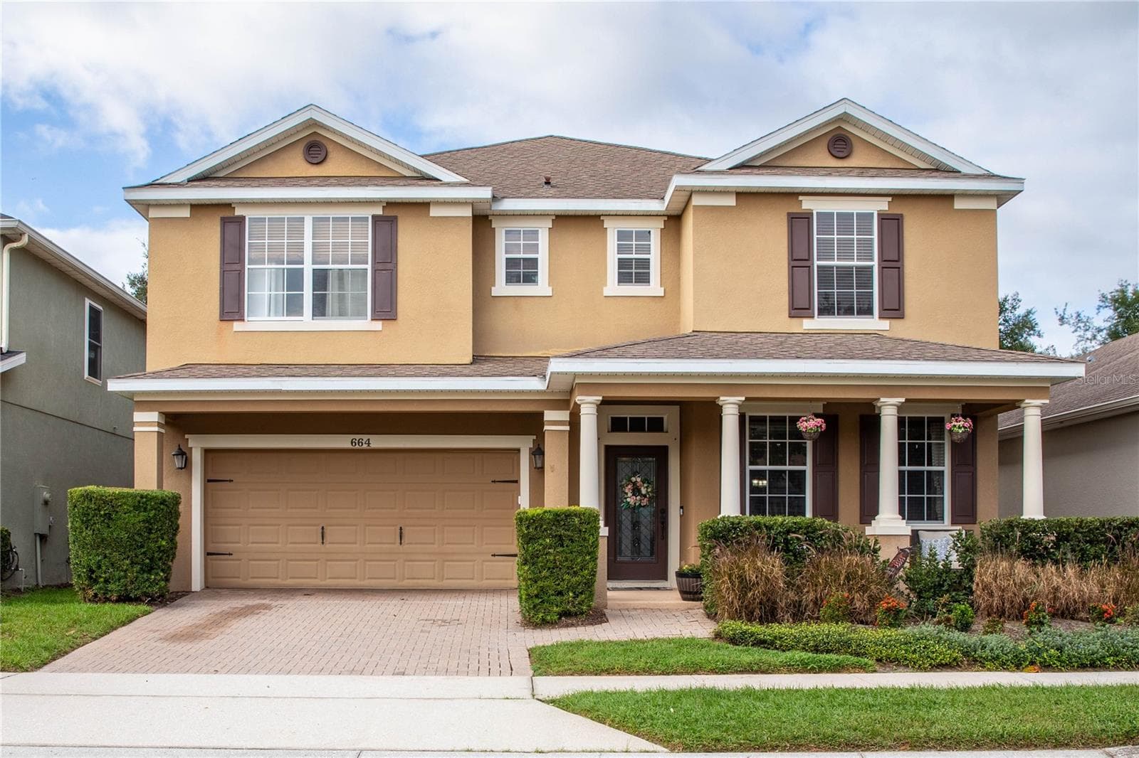 664 LEGACY PARK DR