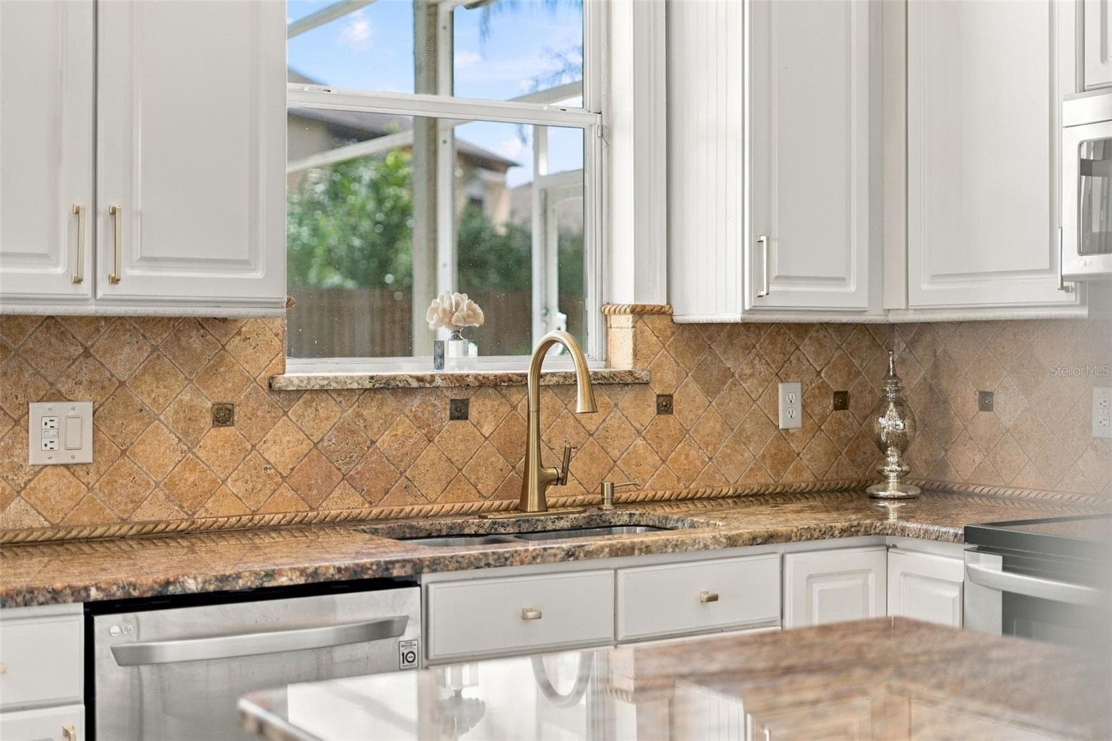 Single Family Residence at 8426 DIAMOND COVE CIR, ORLANDO, photo 50 of 71