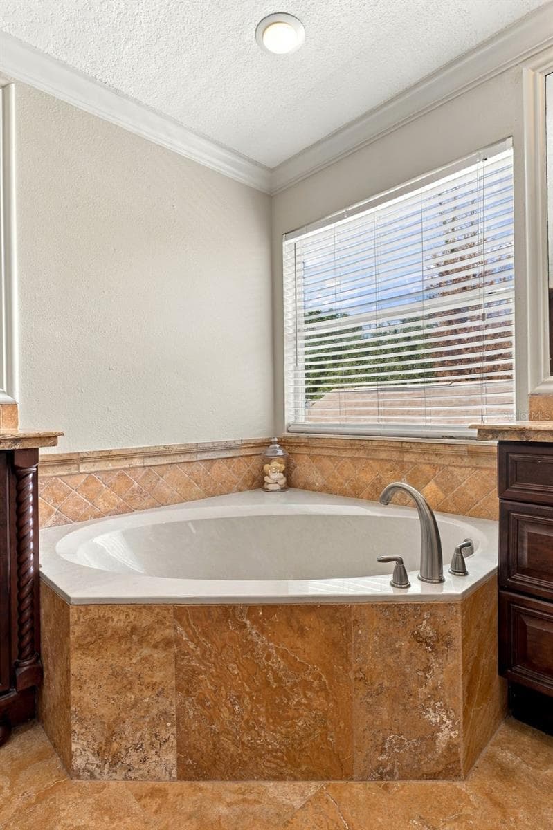 Single Family Residence at 8426 DIAMOND COVE CIR, ORLANDO, photo 59 of 71