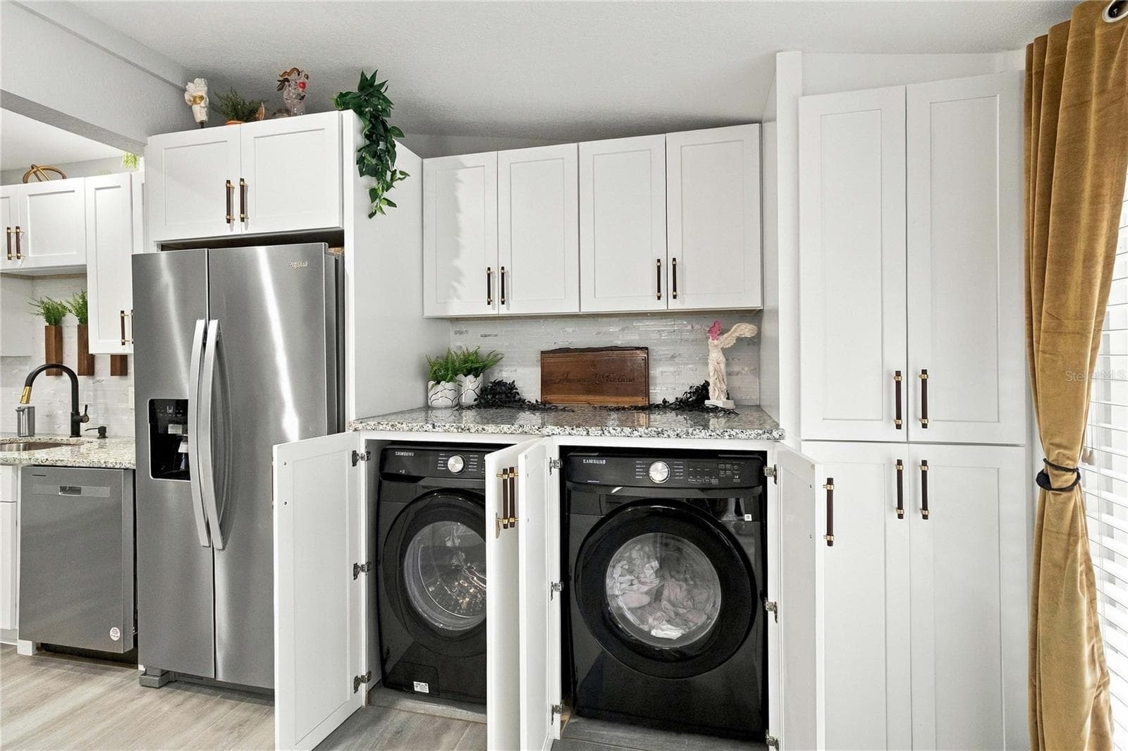Washer and dryer convey - 430 FLORIDA AVE, ST CLOUD