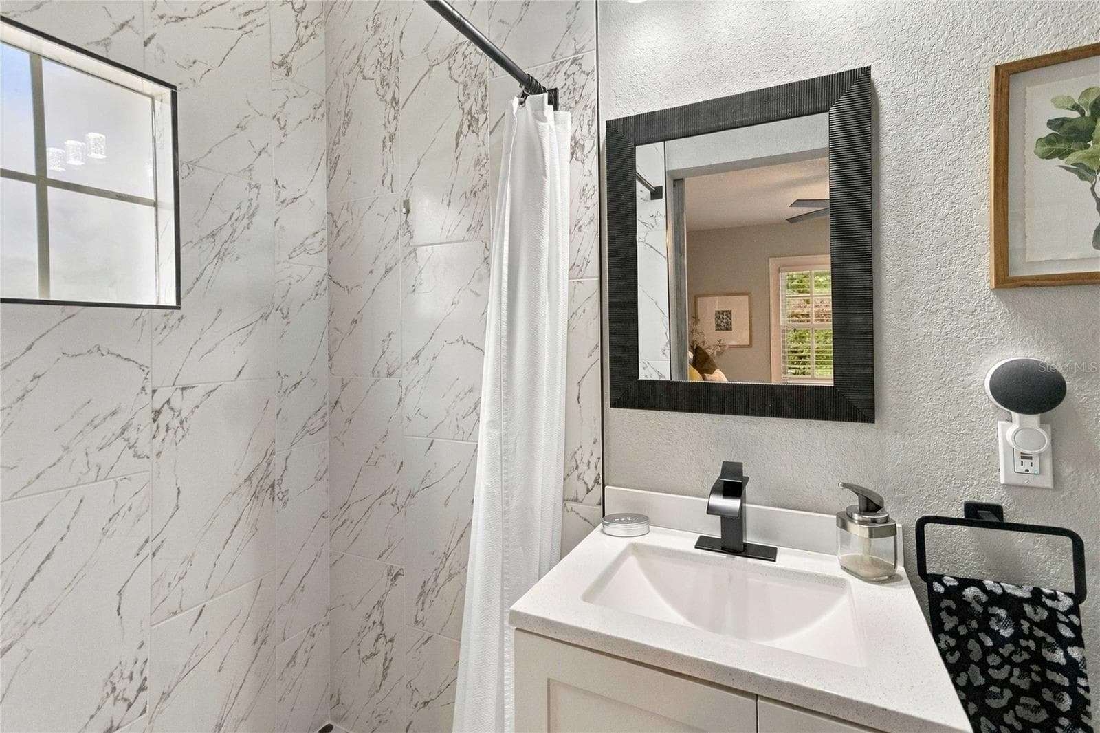 Primary bedroom en-suite bathroom - 430 FLORIDA AVE, ST CLOUD