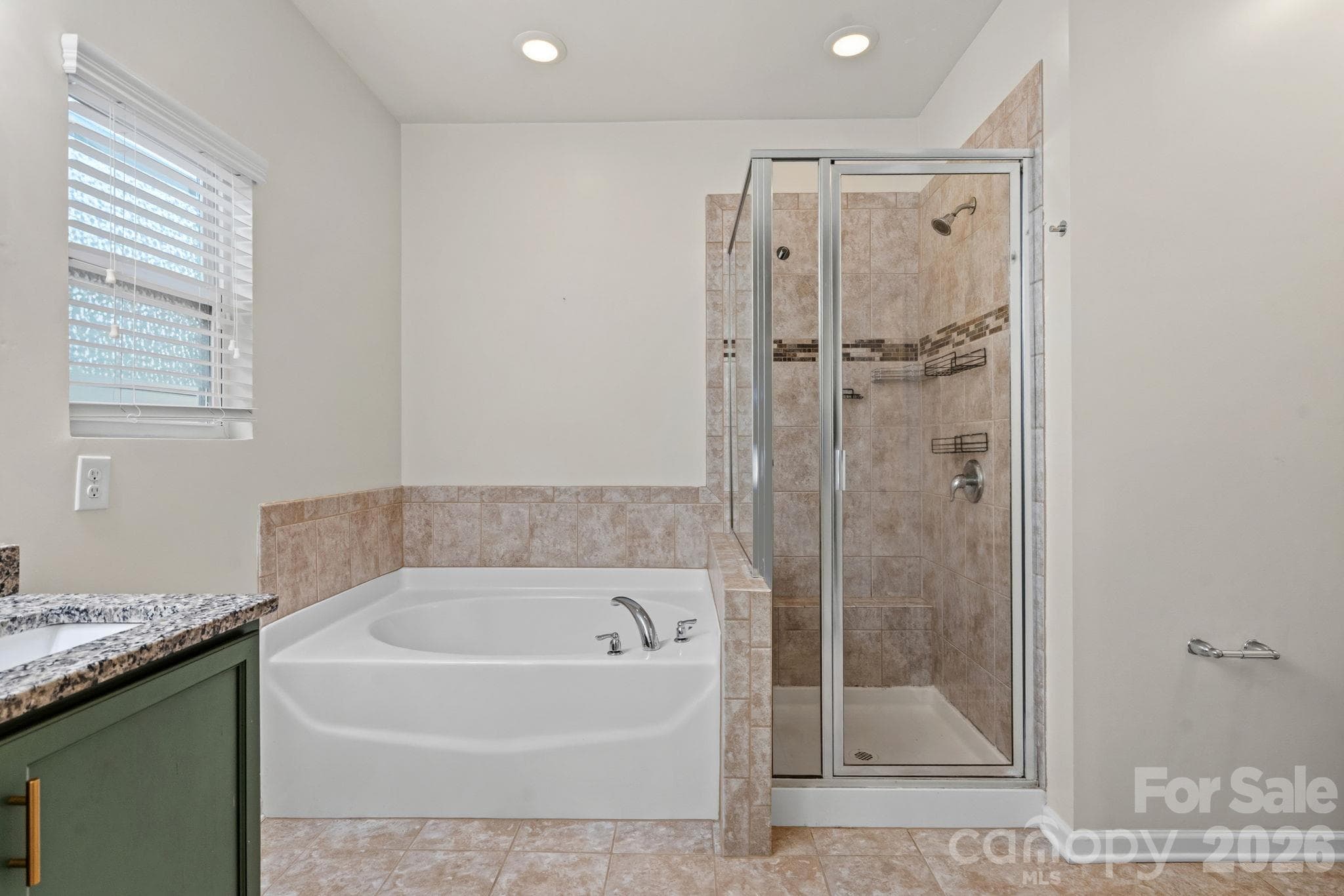 Primary bathroom on main level - 1555 Spring Blossom Trail, Fort Mill