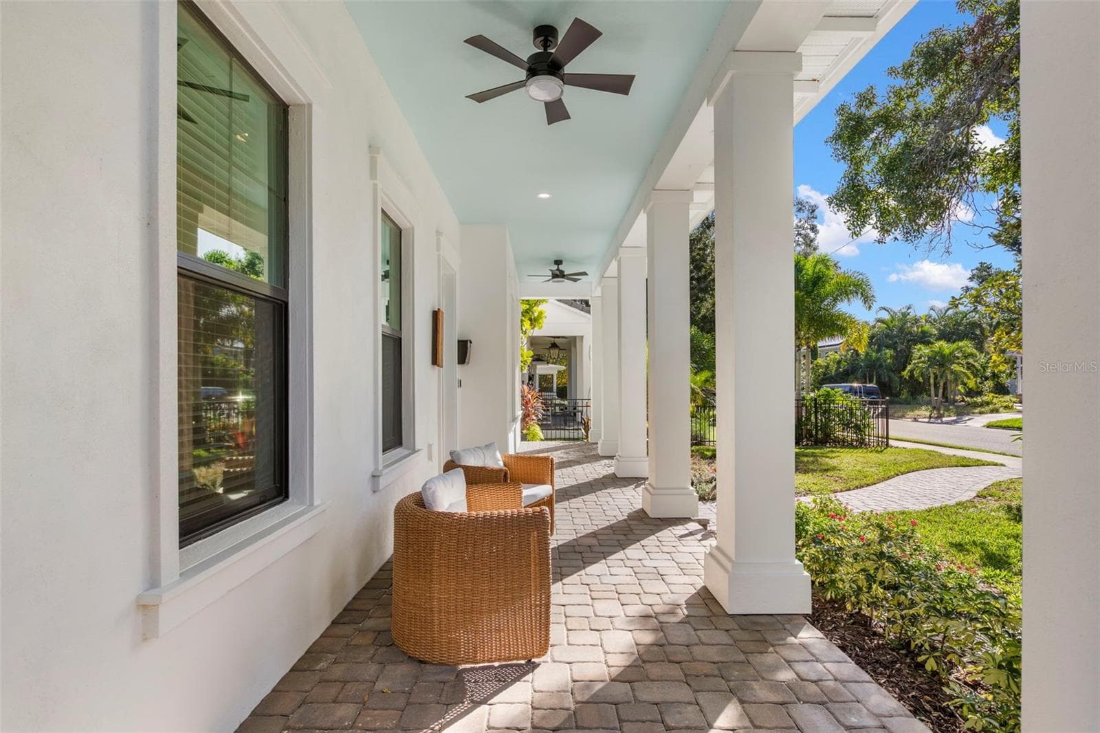 Single Family Residence at 555 26TH AVE N, ST PETERSBURG, photo 4 of 62