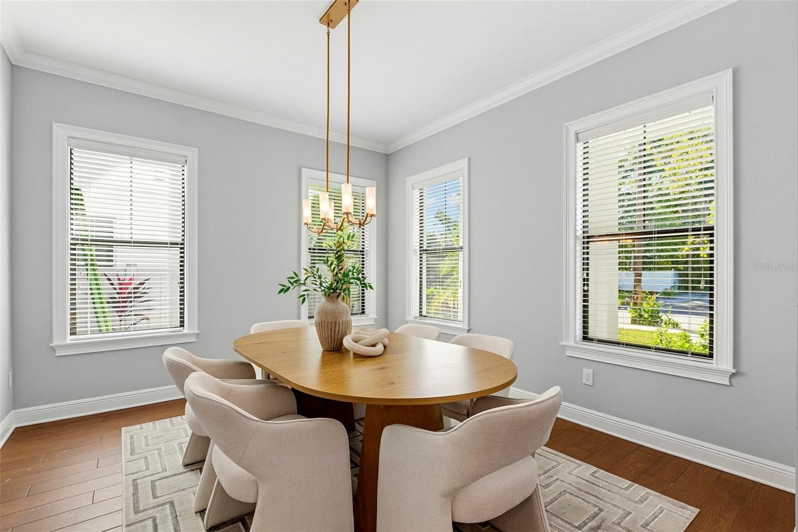 Single Family Residence at 555 26TH AVE N, ST PETERSBURG, photo 6 of 62