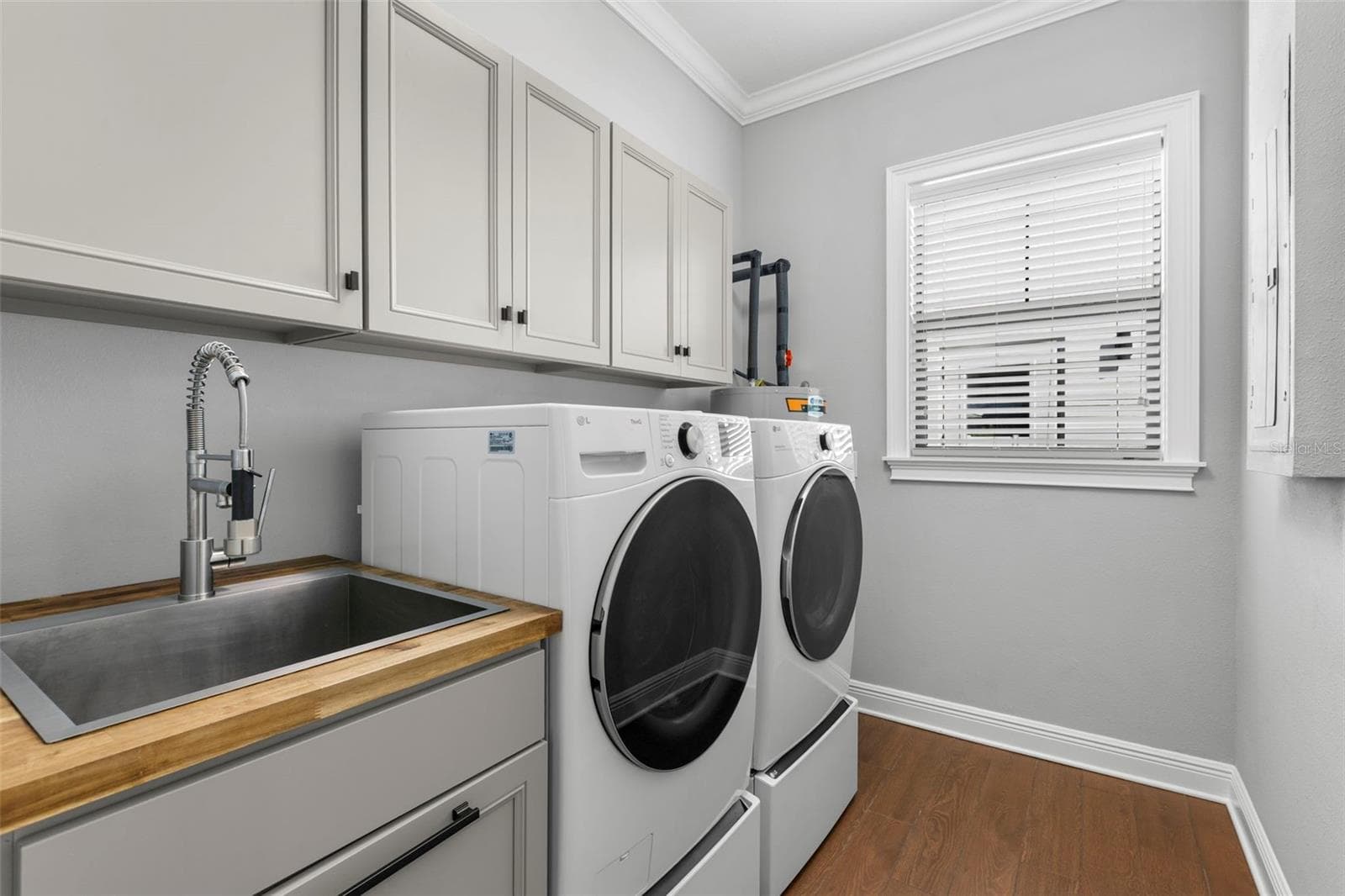 Laundry on Ground Floor - 555 26TH AVE N, ST PETERSBURG