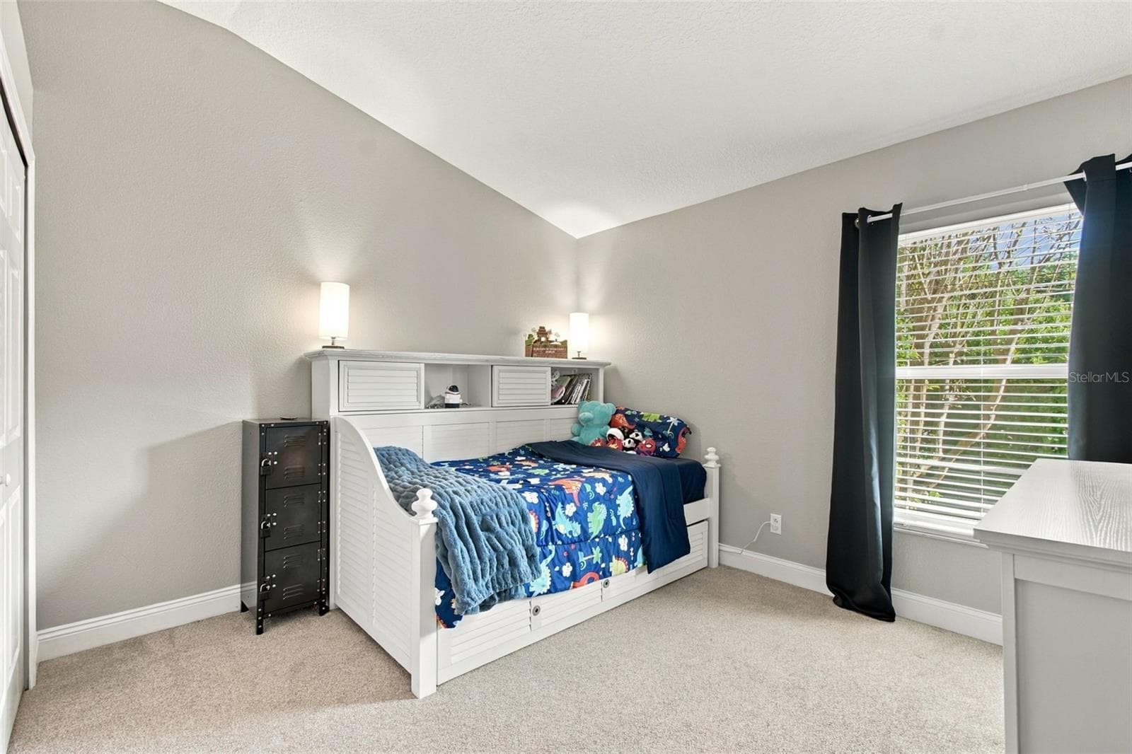 bedroom 1 - 19302 GARDEN QUILT CIR, LUTZ
