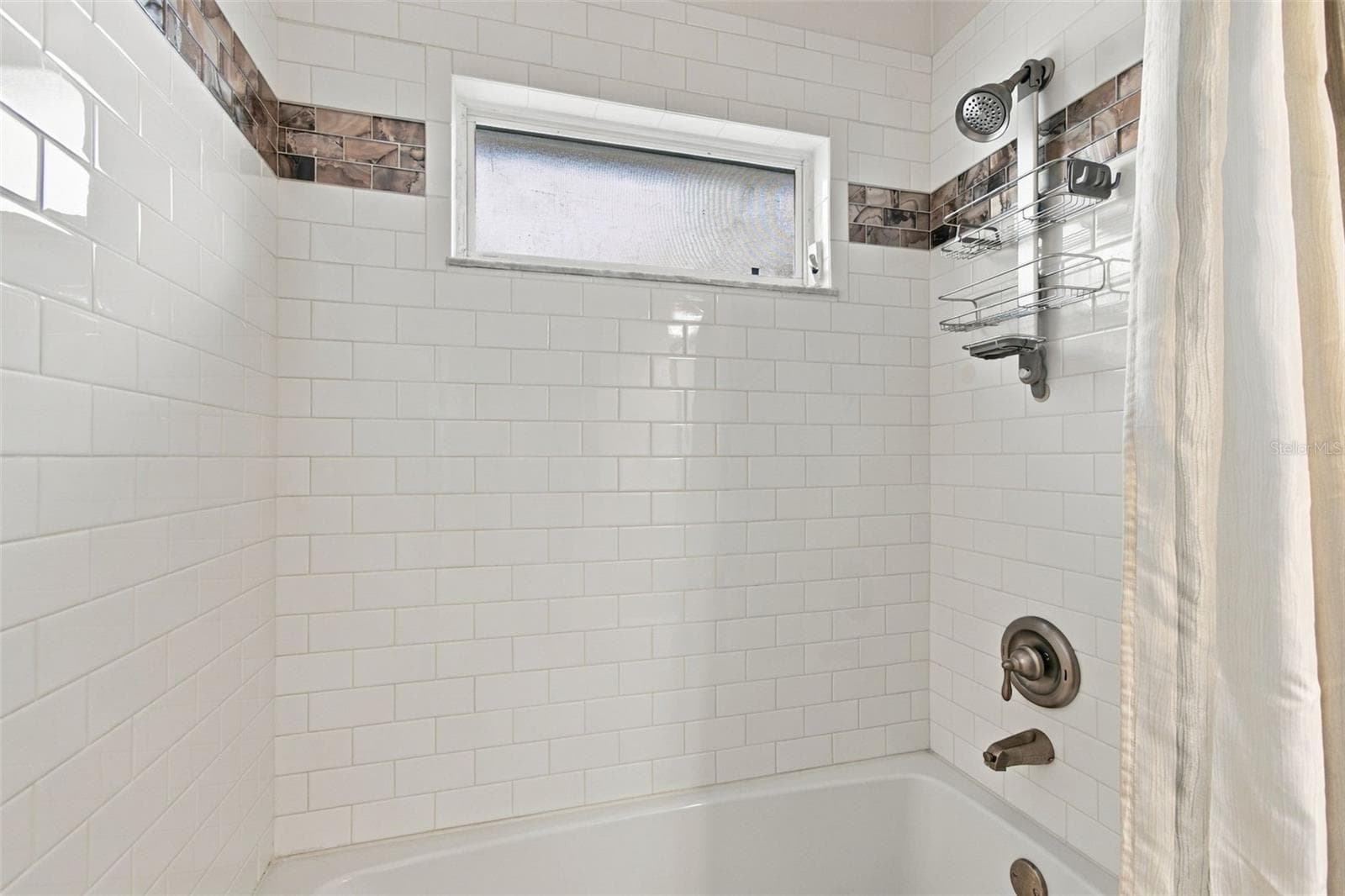 guest bath - 19302 GARDEN QUILT CIR, LUTZ