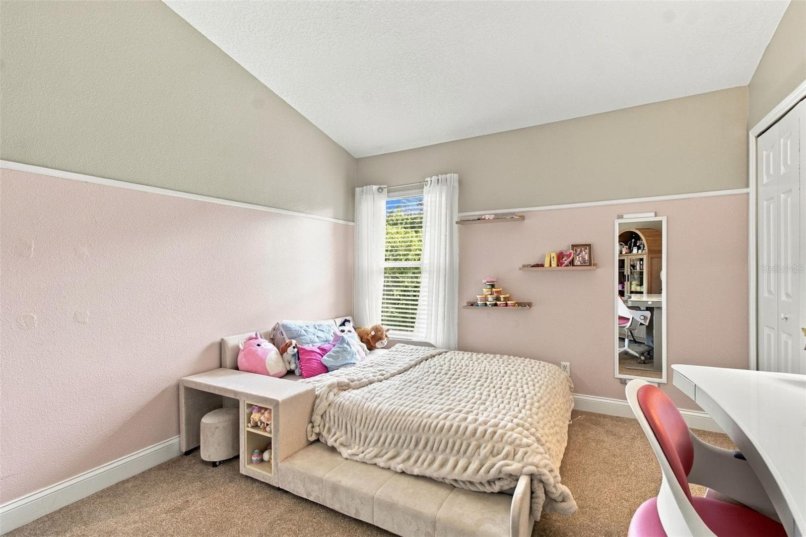 bedroom 2 - 19302 GARDEN QUILT CIR, LUTZ