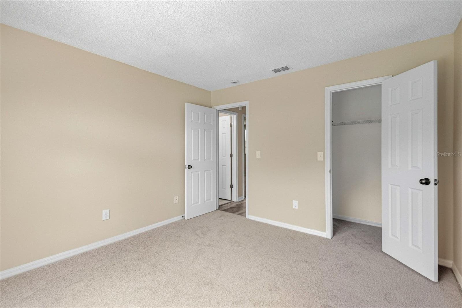 Single Family Residence at 9006 DIXIANA VILLA CIR, TAMPA, photo 75 of 109
