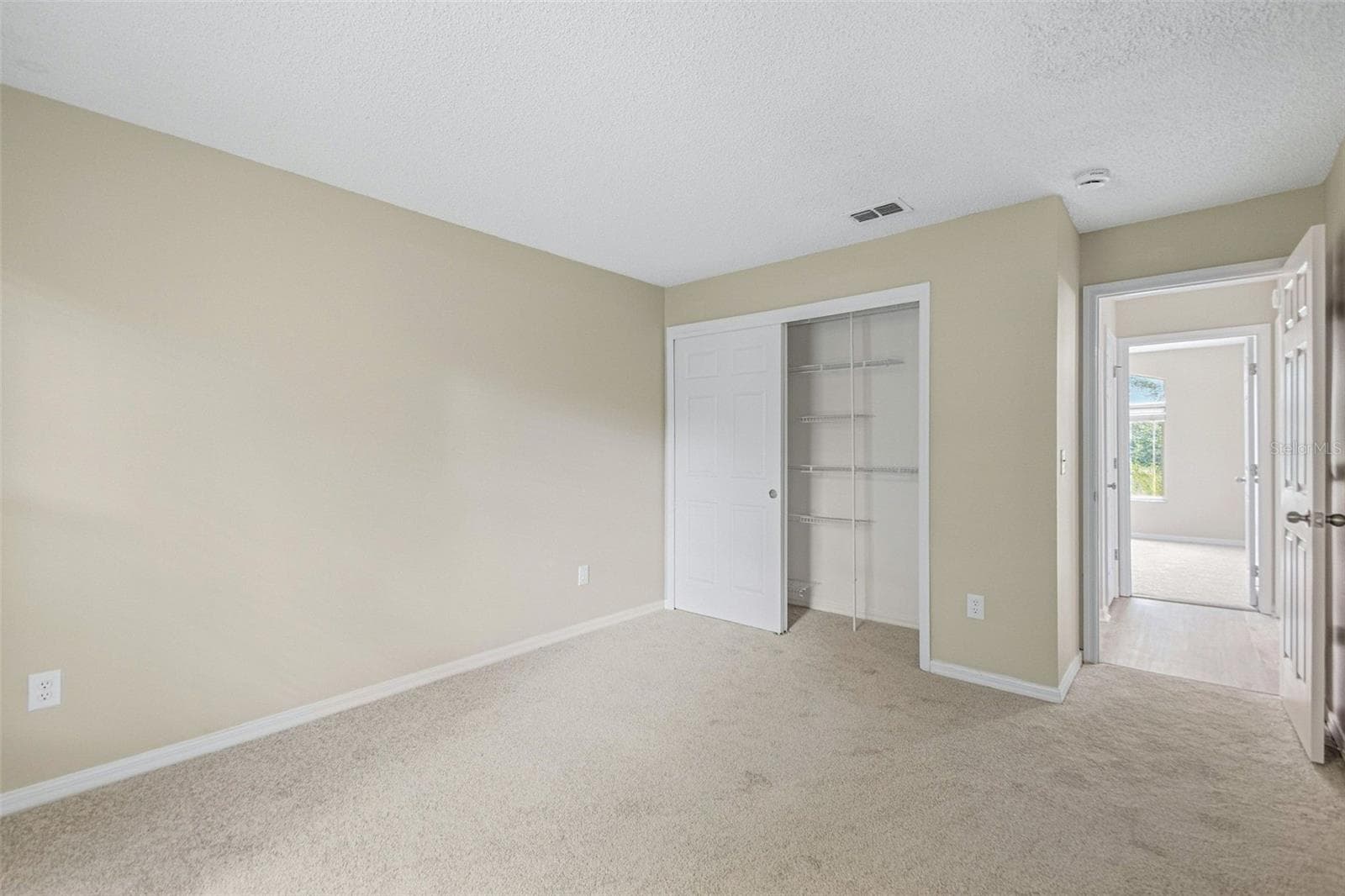 Single Family Residence at 9006 DIXIANA VILLA CIR, TAMPA, photo 83 of 109