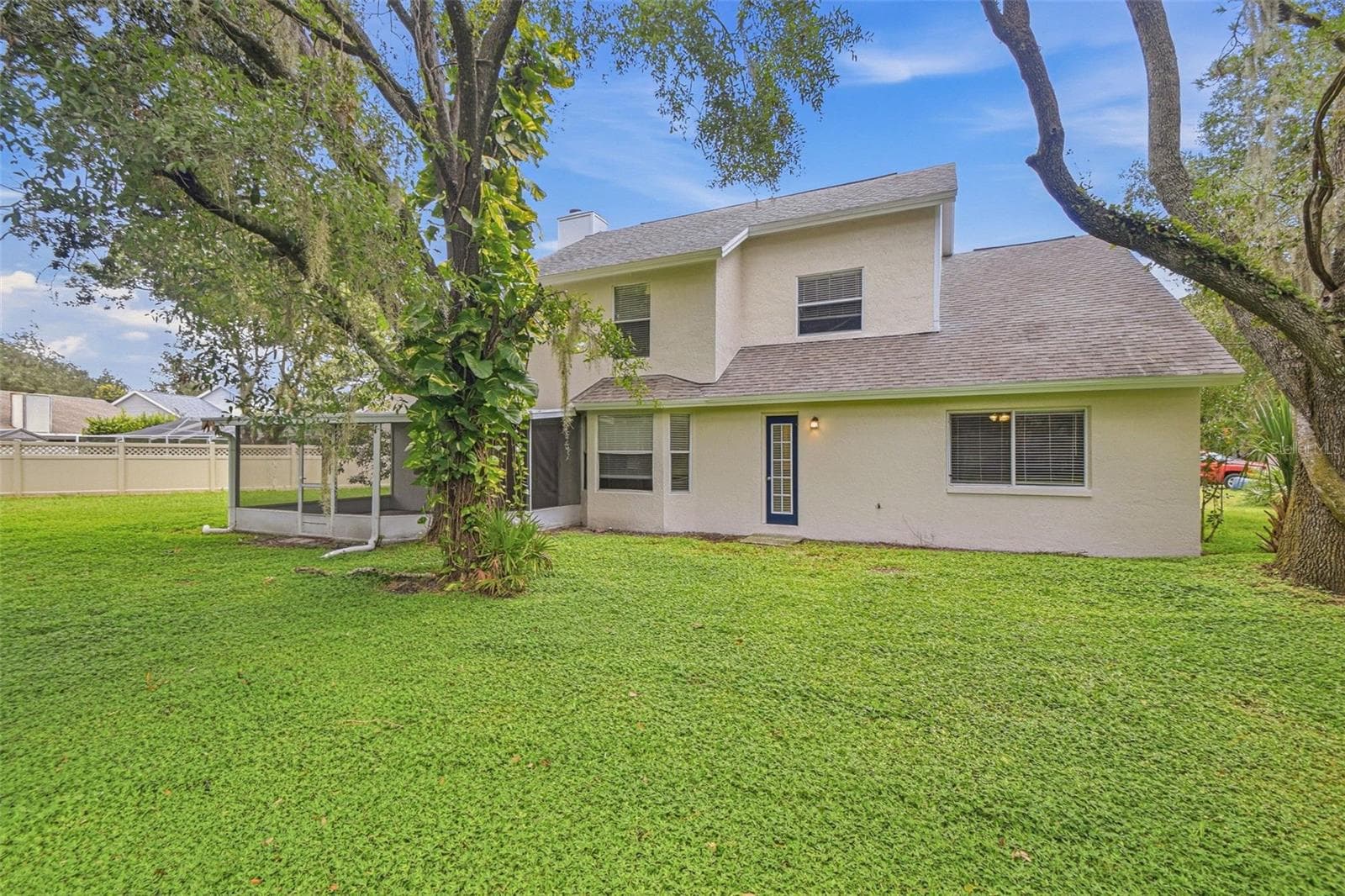 Single Family Residence at 9006 DIXIANA VILLA CIR, TAMPA, photo 103 of 109