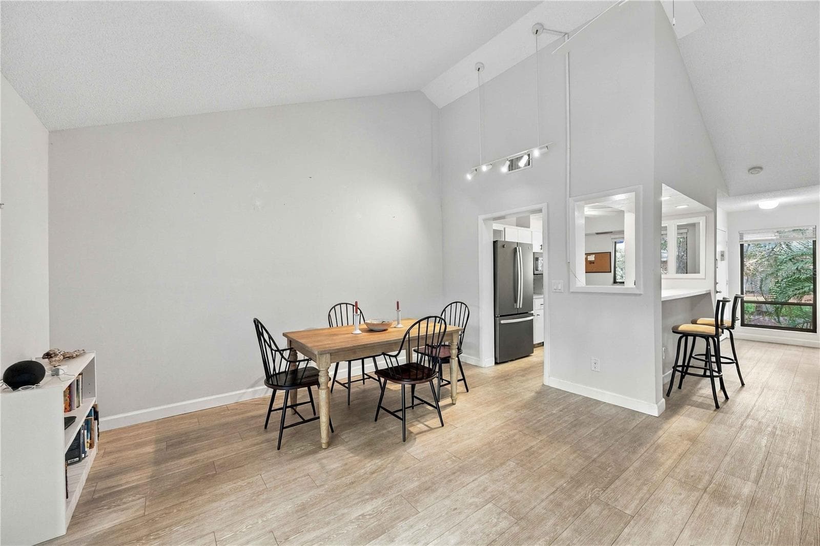 Condominium at 1711 PELICAN COVE RD #443, SARASOTA, photo 11 of 34