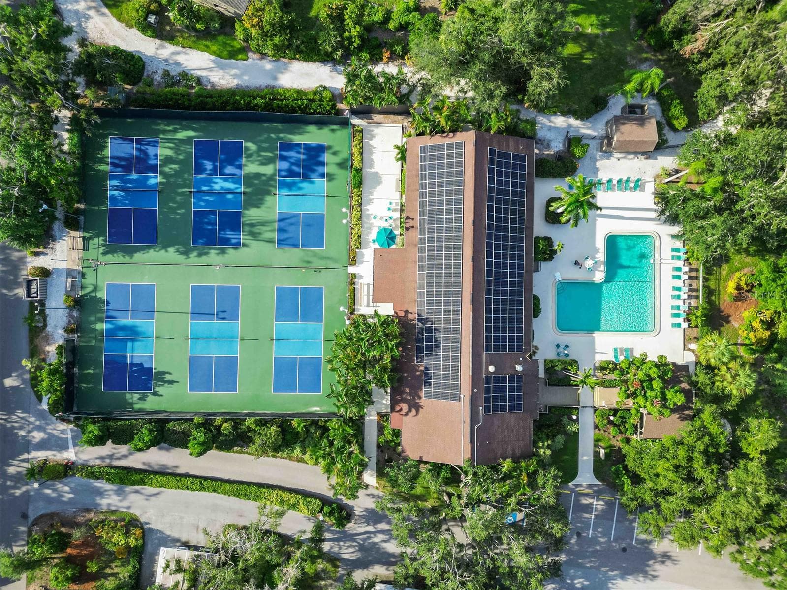 Condominium at 1711 PELICAN COVE RD #443, SARASOTA, photo 28 of 34