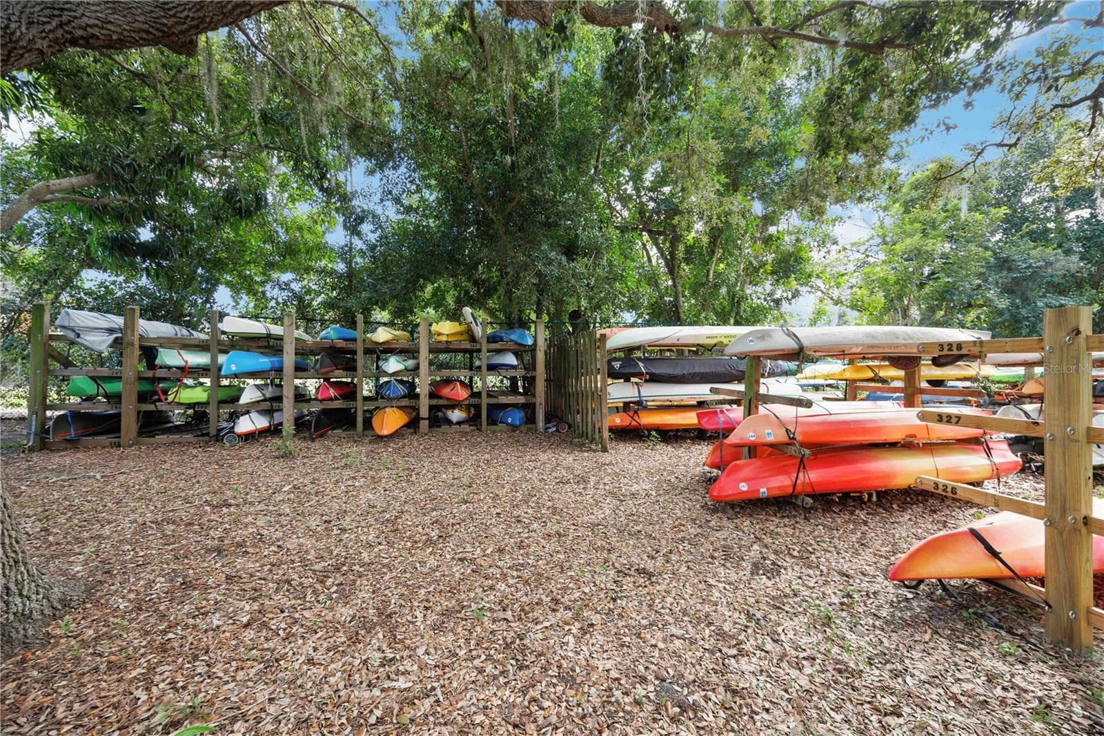 Condominium at 1711 PELICAN COVE RD #443, SARASOTA, photo 30 of 34