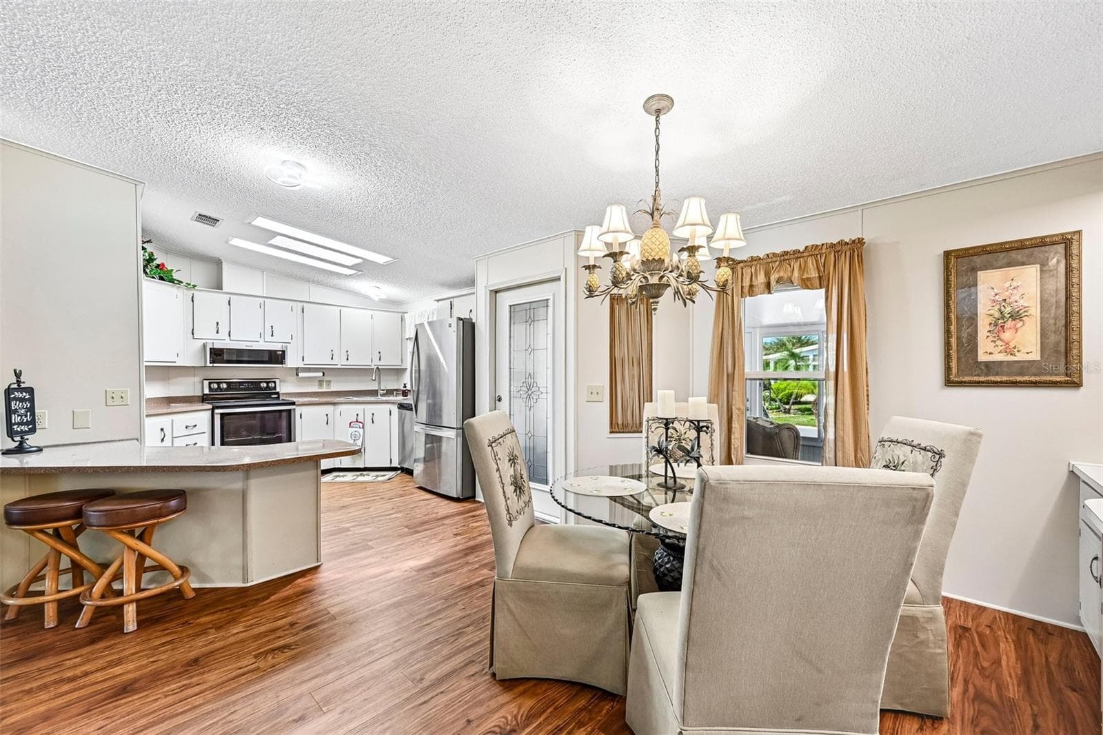 Dining and Kitchen Area - 8510 COUNTESS AVENUE CIR, PALMETTO