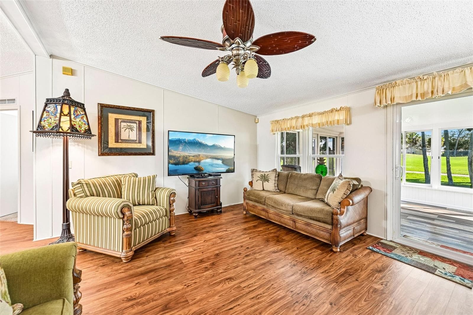 Spacious Living Room - 8510 COUNTESS AVENUE CIR, PALMETTO