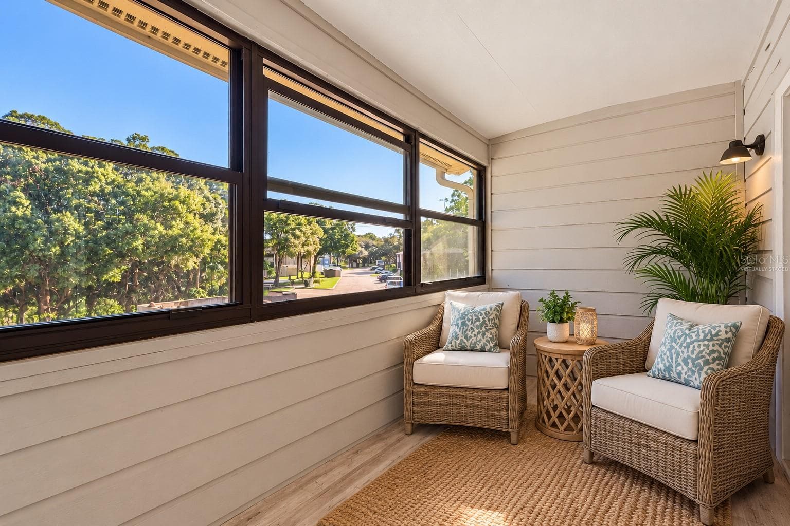 Virtually staged - 1400 GANDY BLVD N #1213, ST PETERSBURG