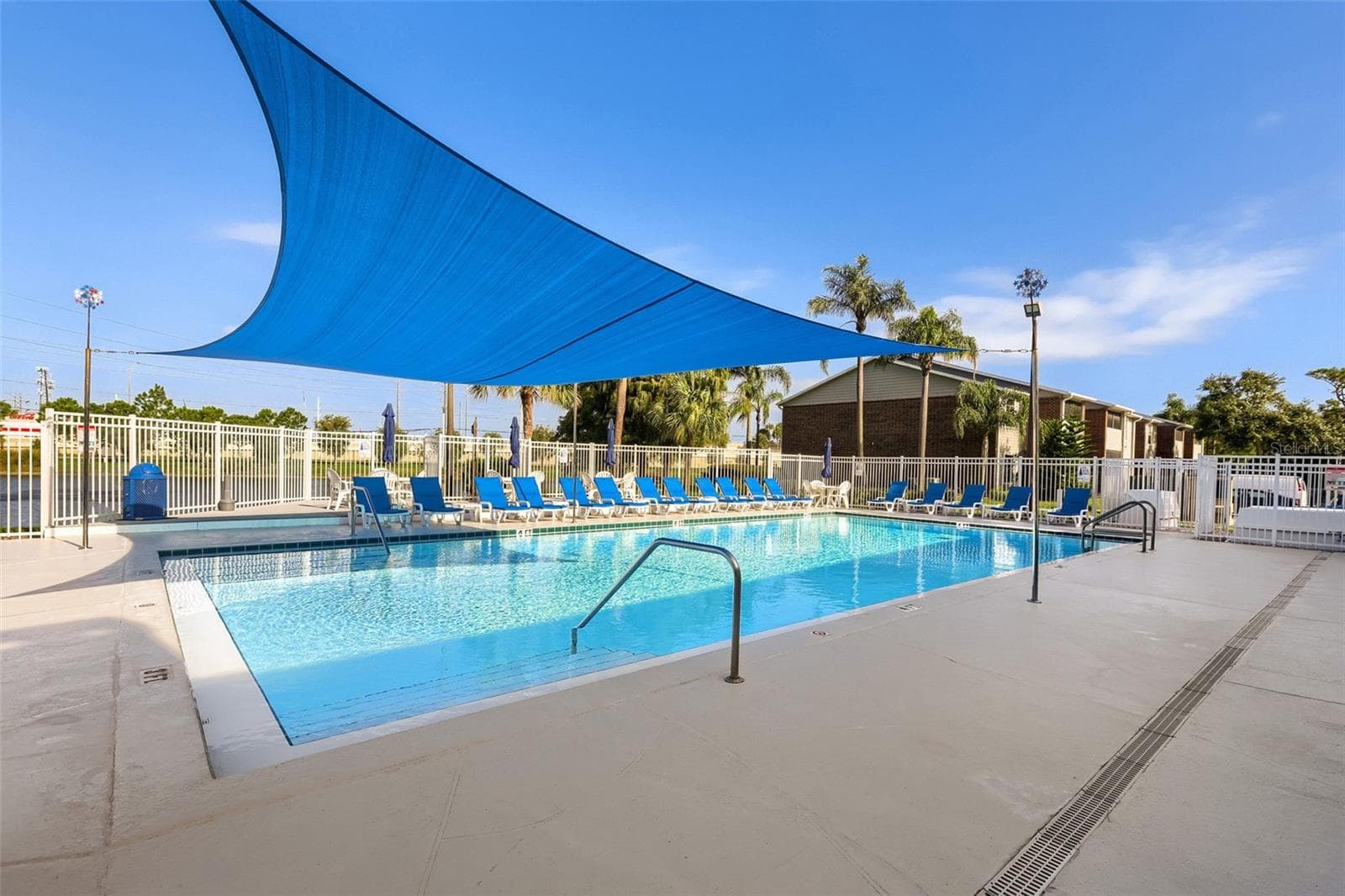 Condominium at 1400 GANDY BLVD N #1213, ST PETERSBURG, photo 17 of 29