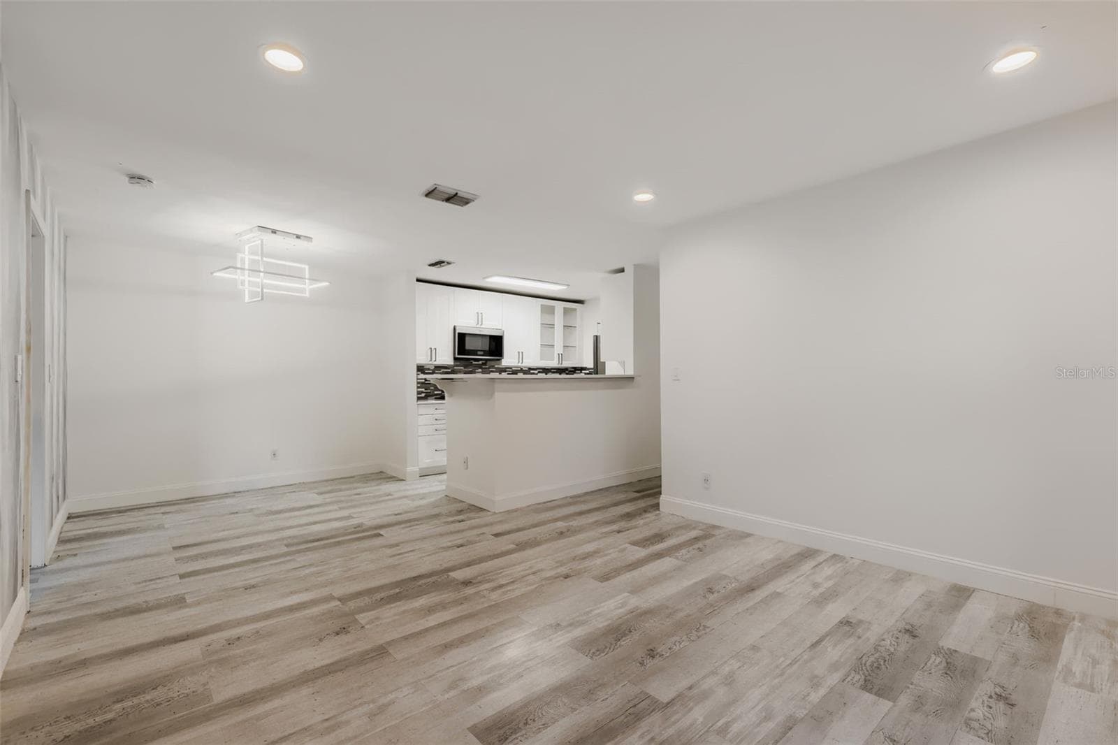 Condominium at 1400 GANDY BLVD N #1213, ST PETERSBURG, photo 27 of 29