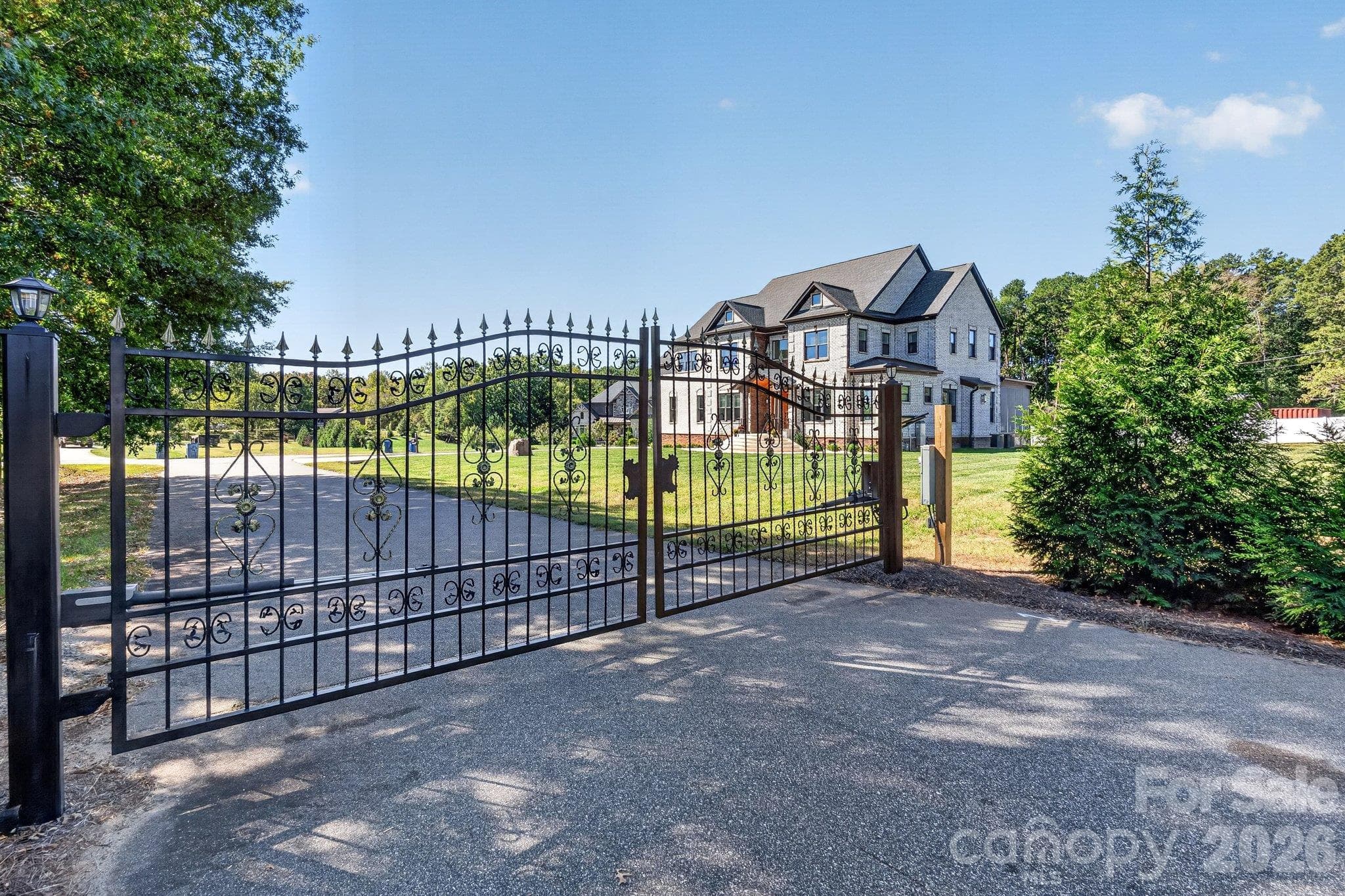 Single Family Residence at 9110 Dylan Ridge Court, Concord, photo 2 of 48