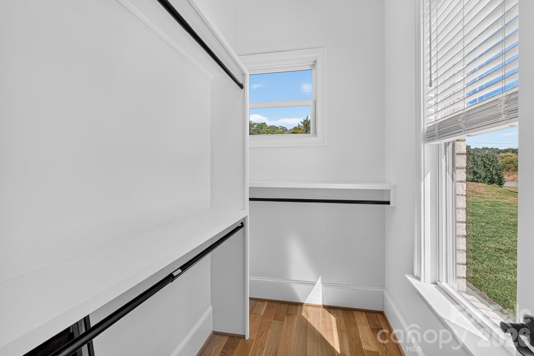 Single Family Residence at 9110 Dylan Ridge Court, Concord, photo 18 of 48