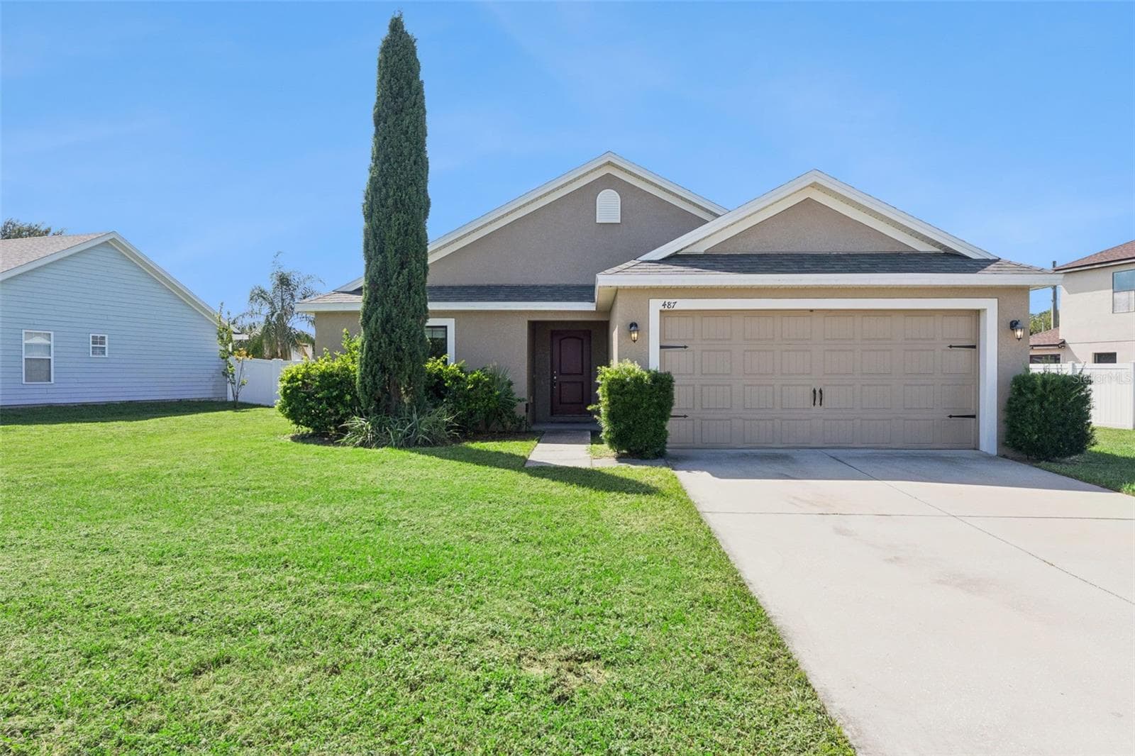 Single Family Residence at 487 OCHO RIOS AVE, TAVARES, photo 2 of 60