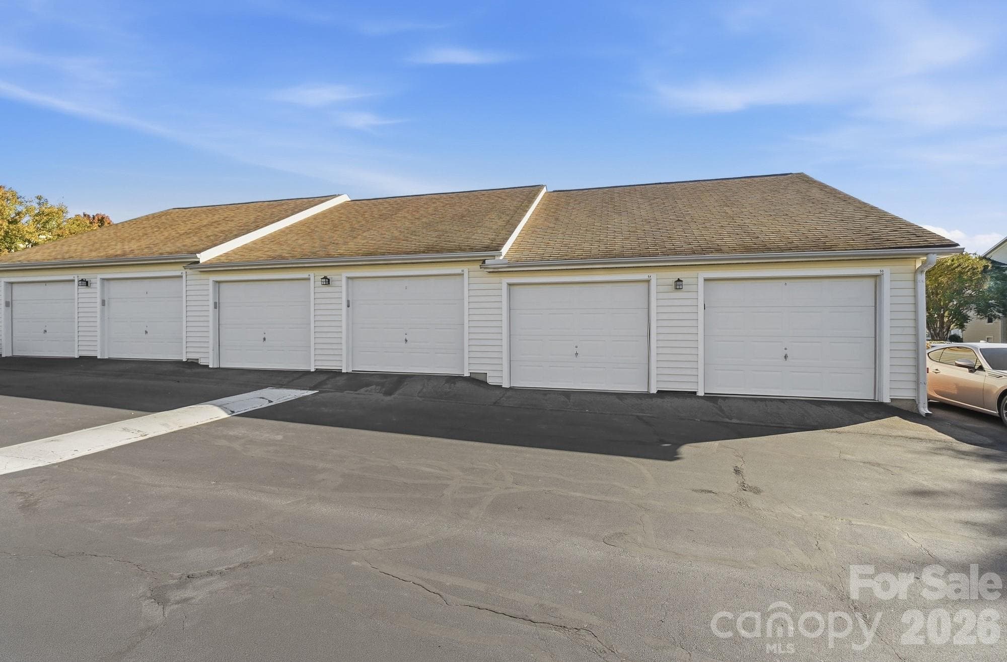 Garage #55 - 16752 Amberside Road, Cornelius