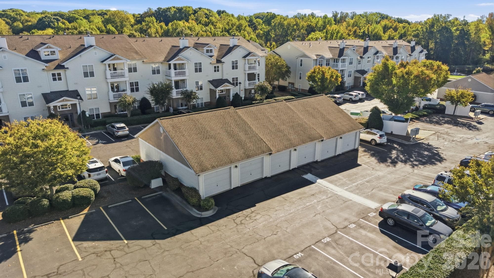 Condominium at 16752 Amberside Road, Cornelius, photo 38 of 40