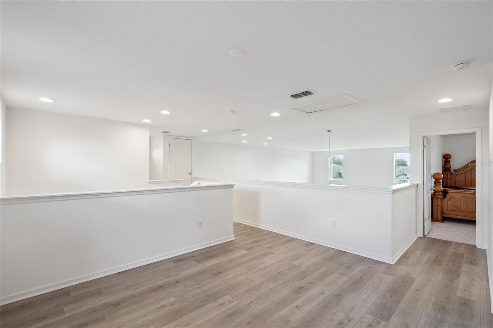 Single Family Residence at 1181 HILLTOP PL, ST CLOUD, photo 17 of 34