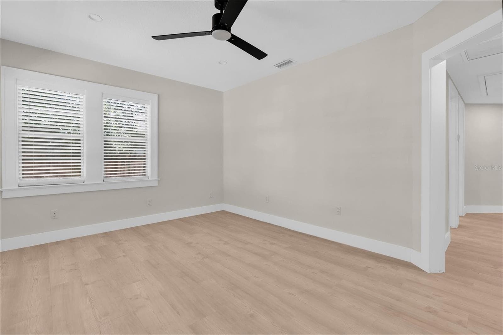 Single Family Residence at 104 W LAMBRIGHT ST, TAMPA, photo 12 of 70