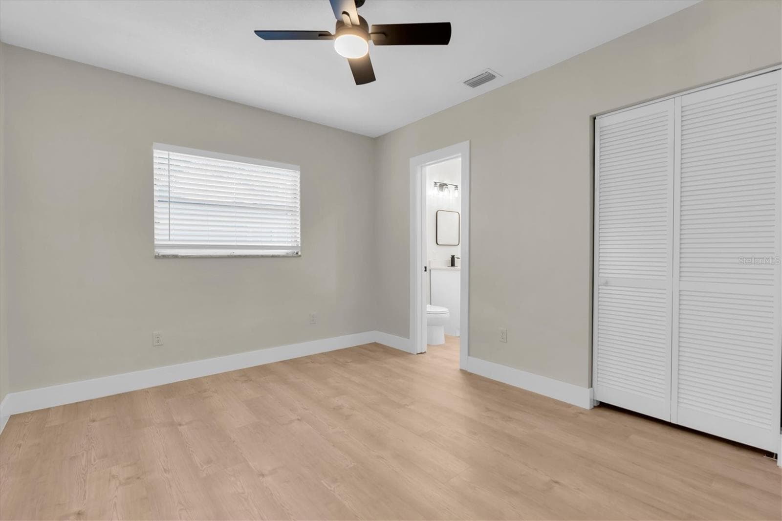 Single Family Residence at 104 W LAMBRIGHT ST, TAMPA, photo 38 of 70