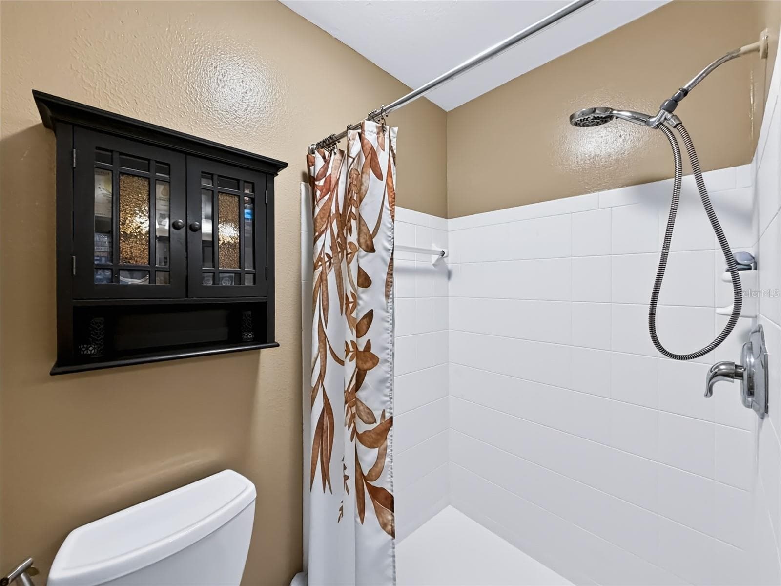 Single Family Residence at 1406 HIGHVIEW RD, BRANDON, photo 19 of 31