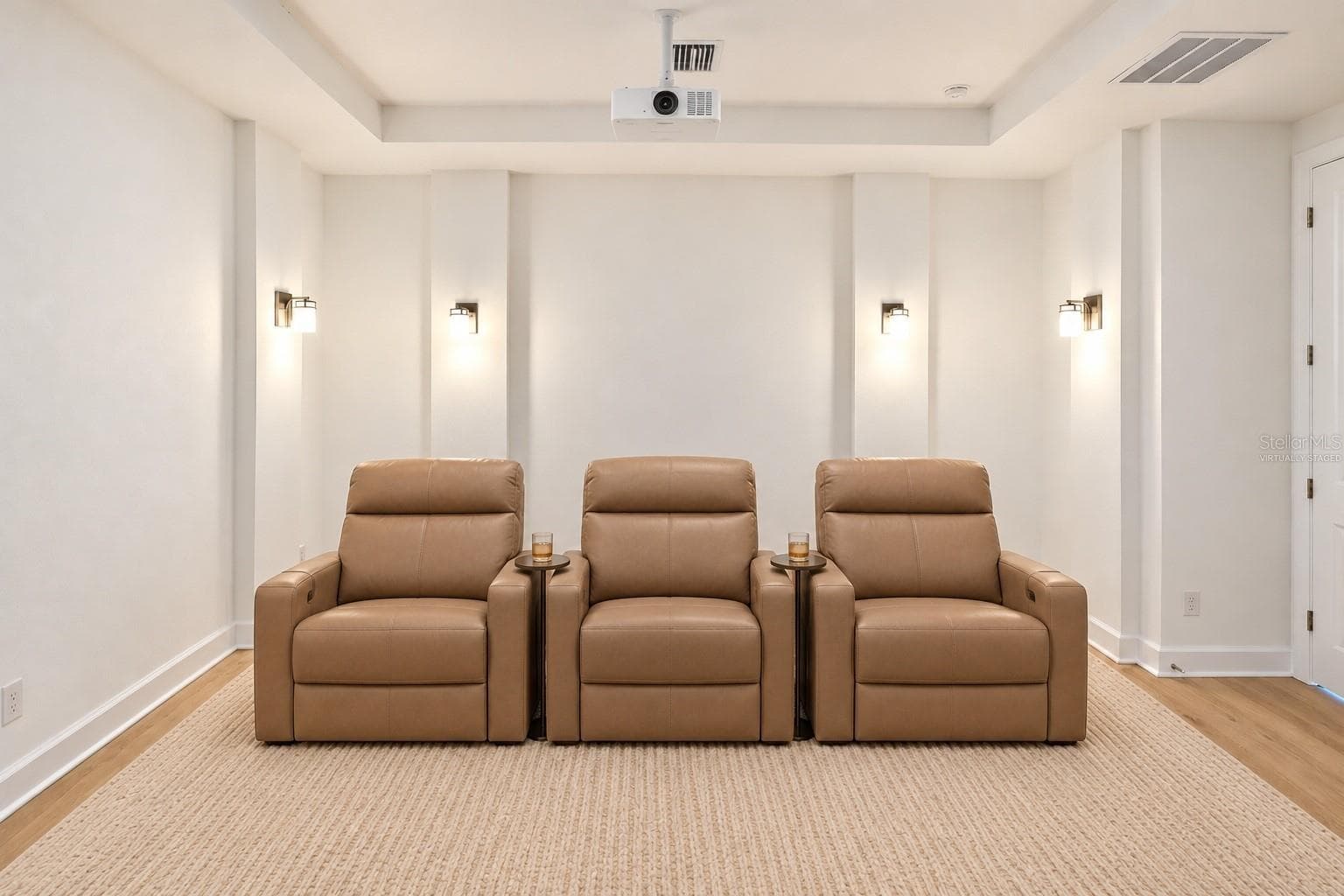 virtually staged - 33826 OCEAN SPRAY LN, WESLEY CHAPEL