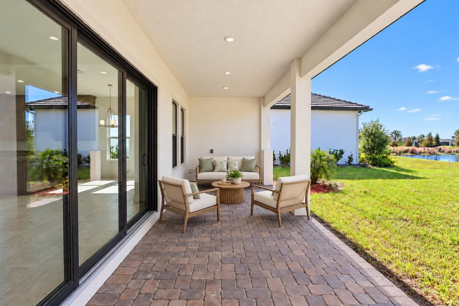 virtually staged - 33826 OCEAN SPRAY LN, WESLEY CHAPEL