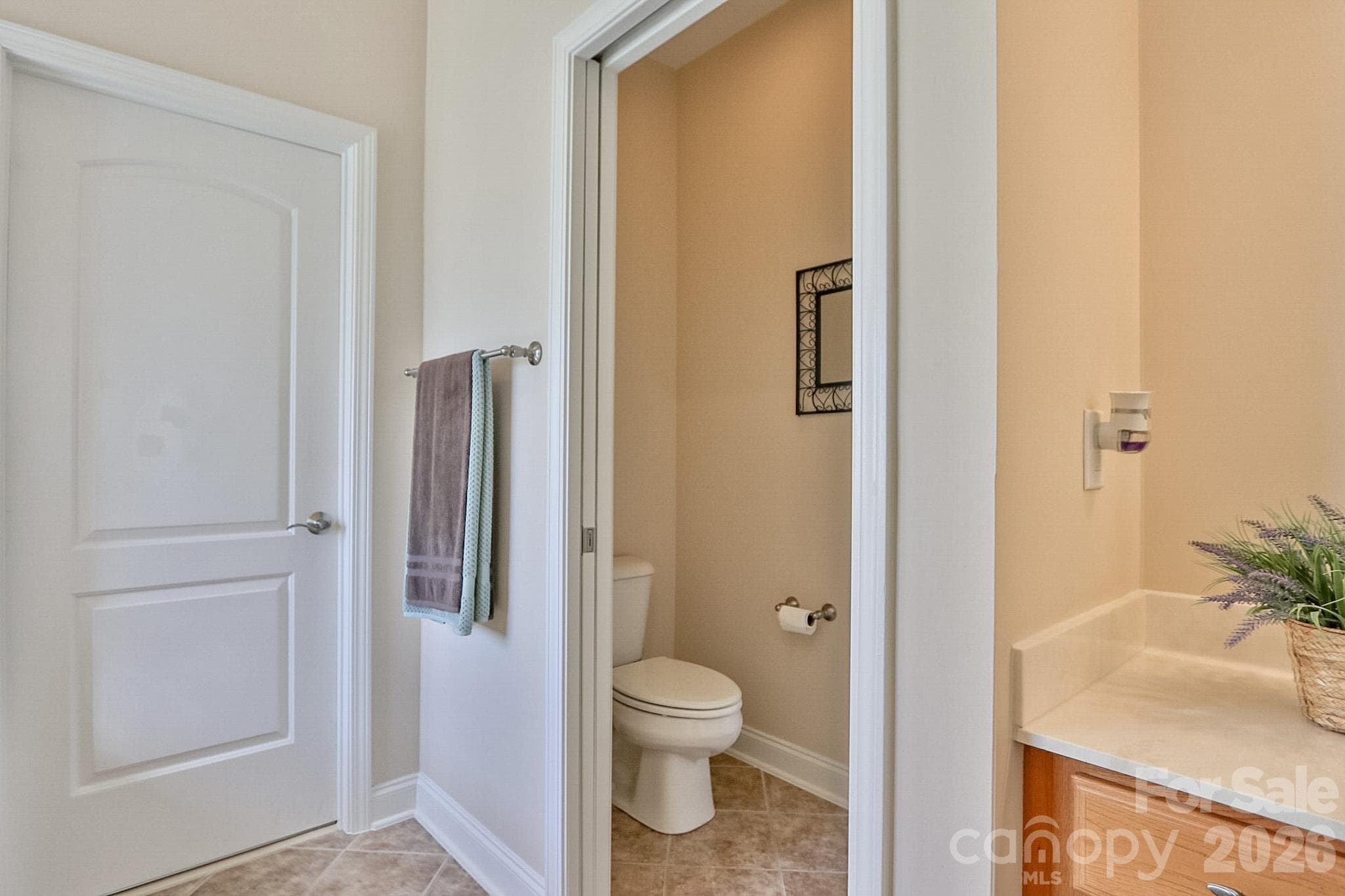 Single Family Residence at 2122 Walnut Crossing Run, Yadkinville, photo 21 of 44