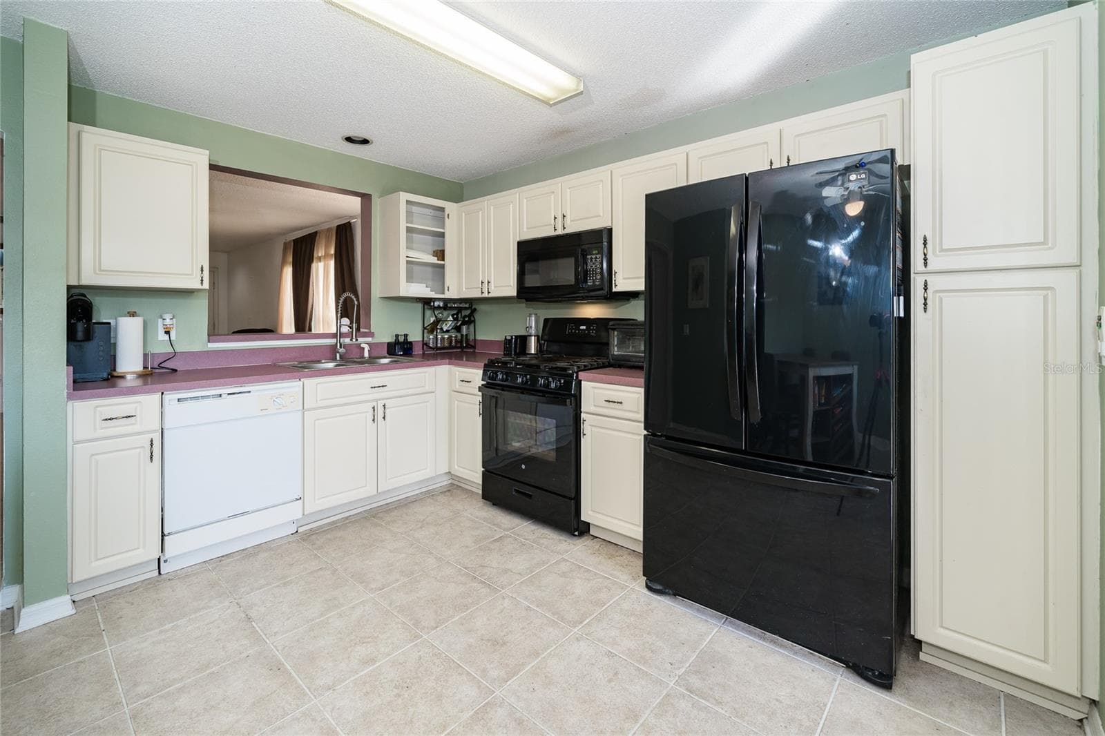 Single Family Residence at 5837 SAND KEY LN, WESLEY CHAPEL, photo 3 of 34